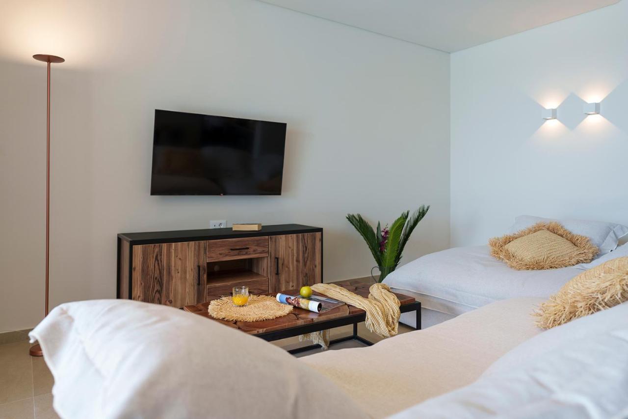 Aethrion Villas & Suites Gennadi Luaran gambar