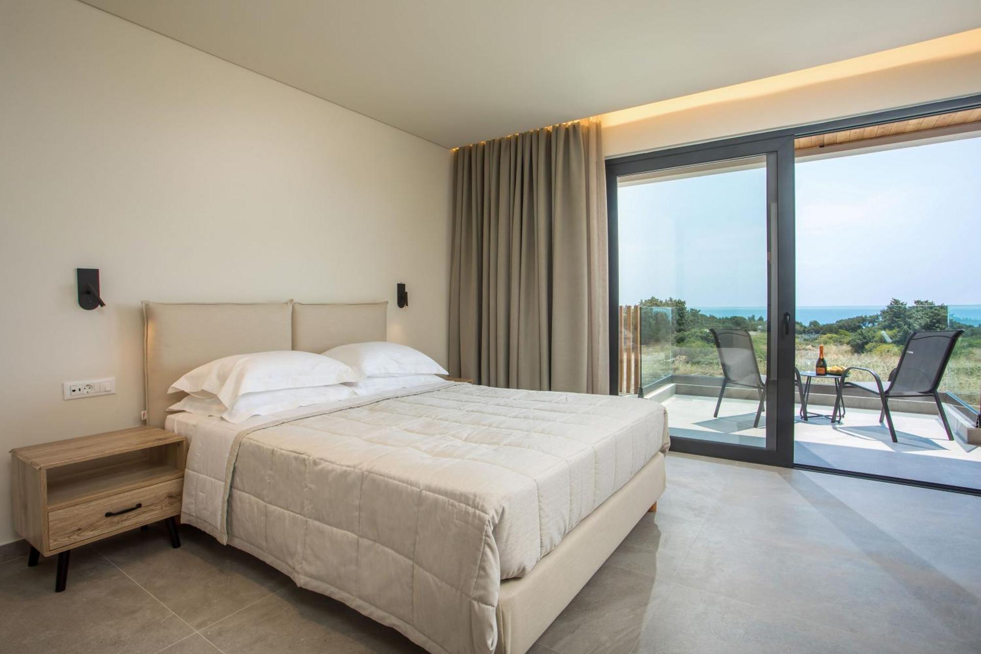 Aethrion Villas & Suites Gennadi Luaran gambar