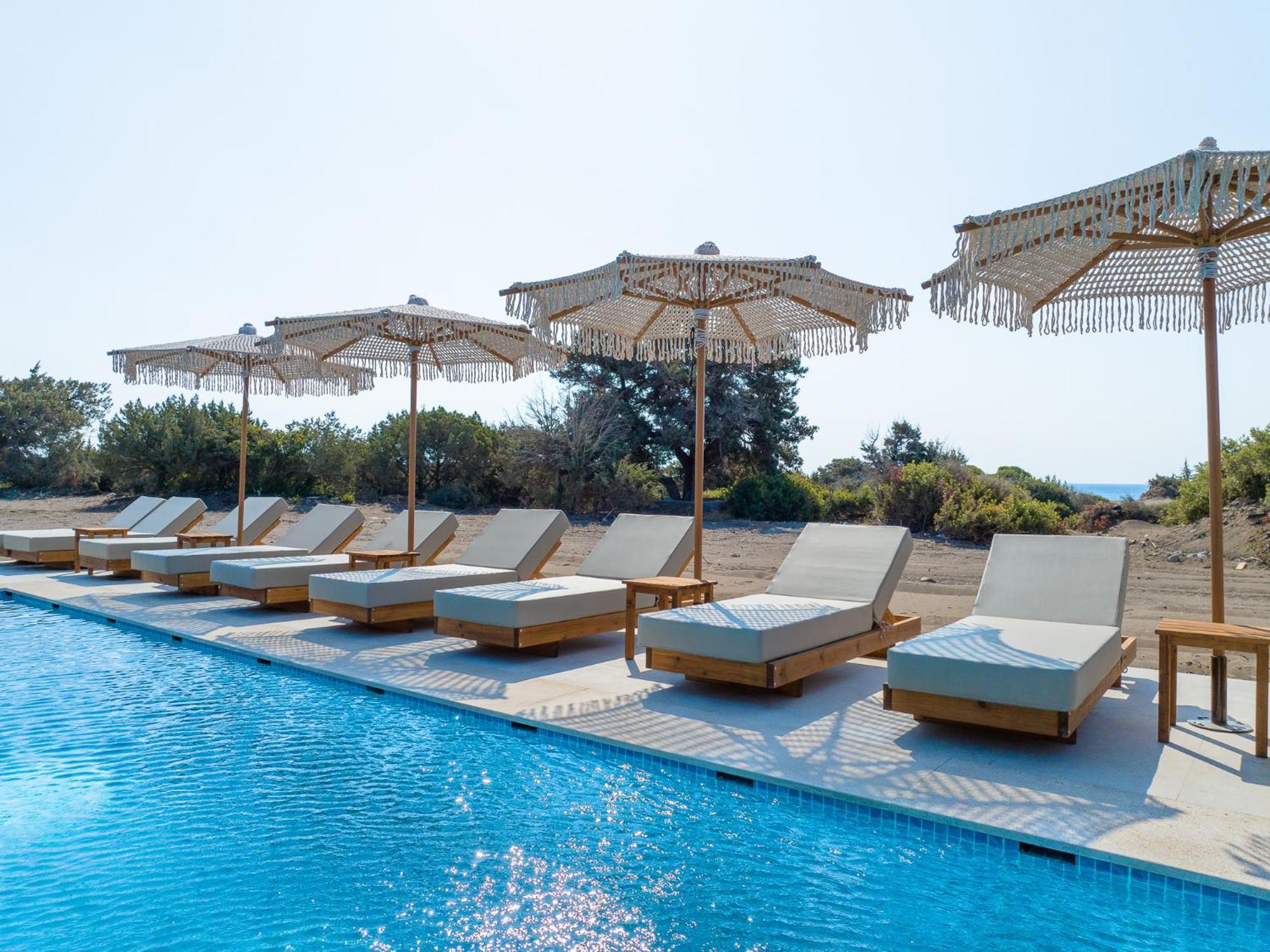 Aethrion Villas & Suites Gennadi Luaran gambar