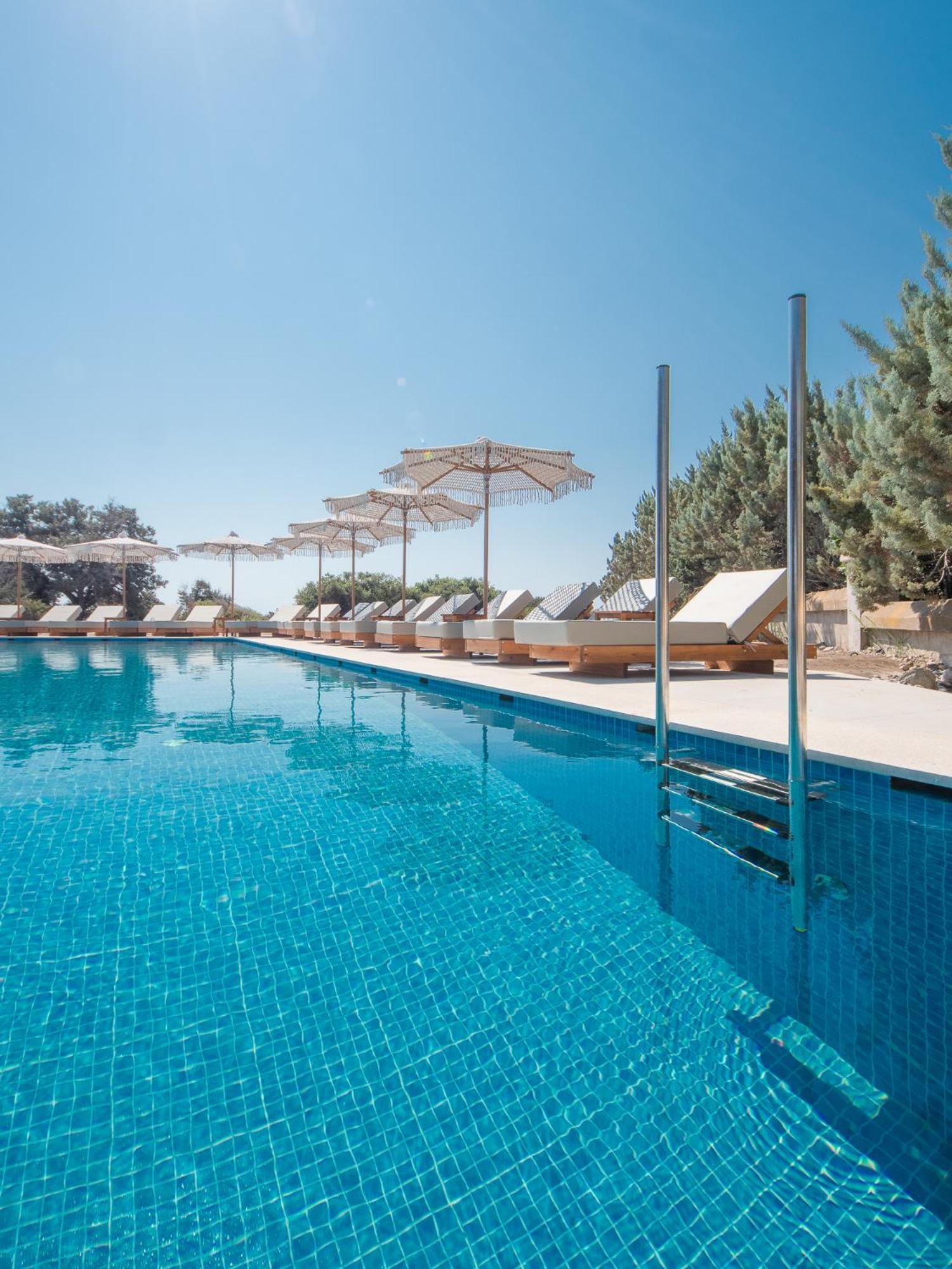 Aethrion Villas & Suites Gennadi Luaran gambar