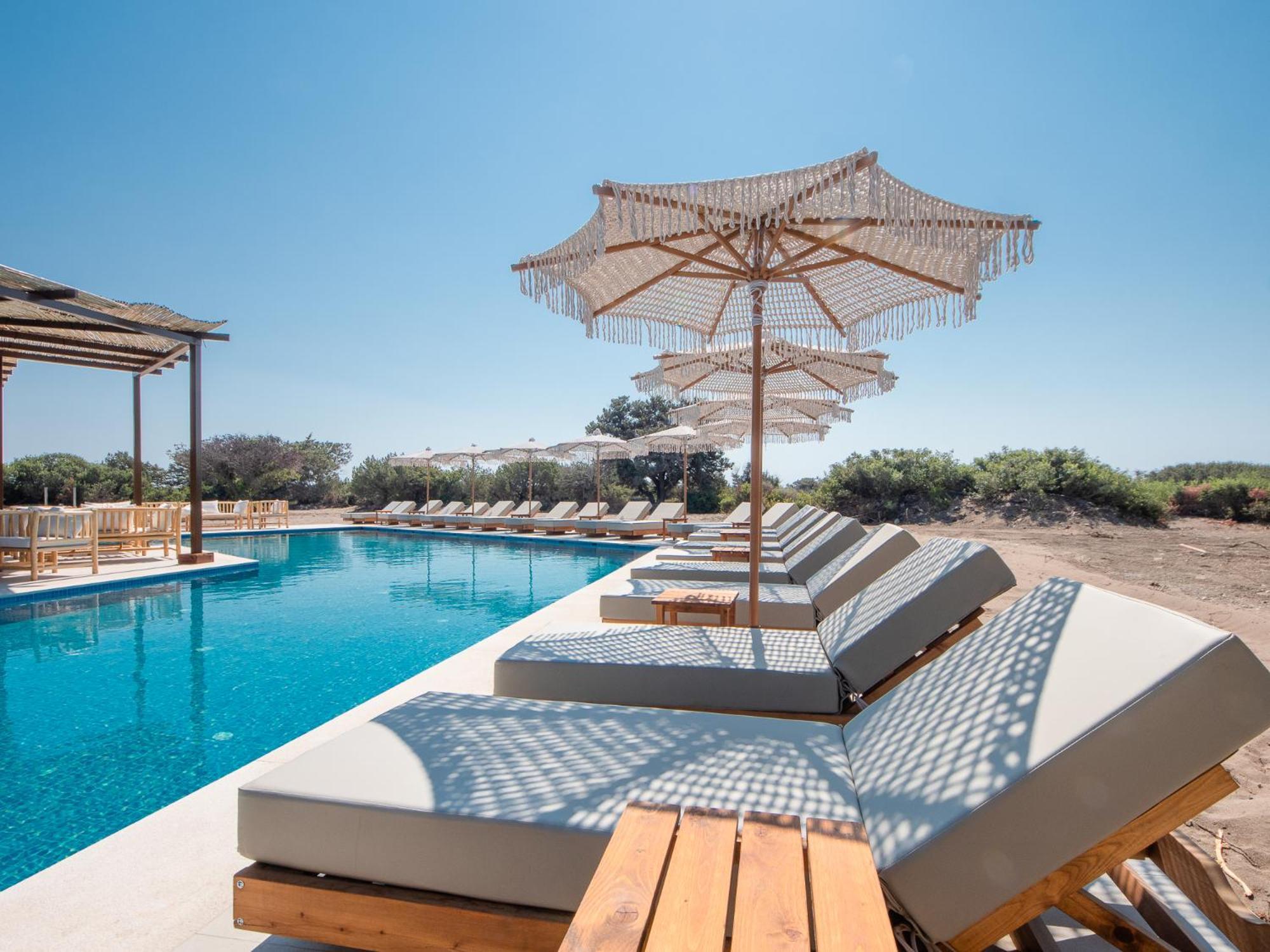 Aethrion Villas & Suites Gennadi Luaran gambar